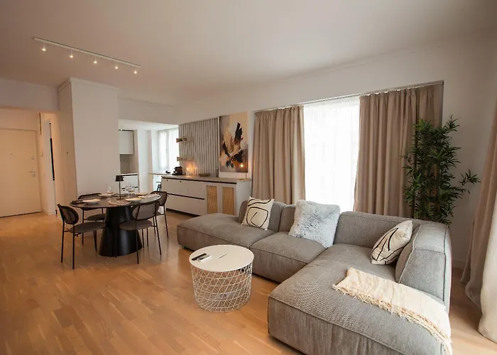 Marble Heights I 1 Bedroom Apartment With Underground Parking