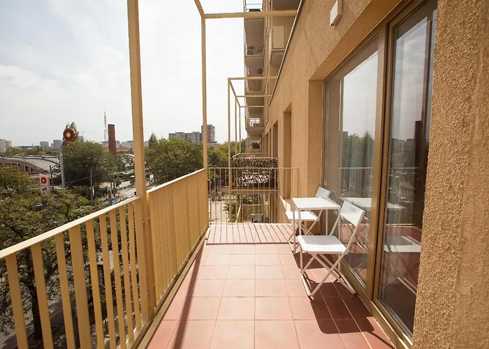 Marble Heights I 1 Bedroom Apartment With Underground Parking