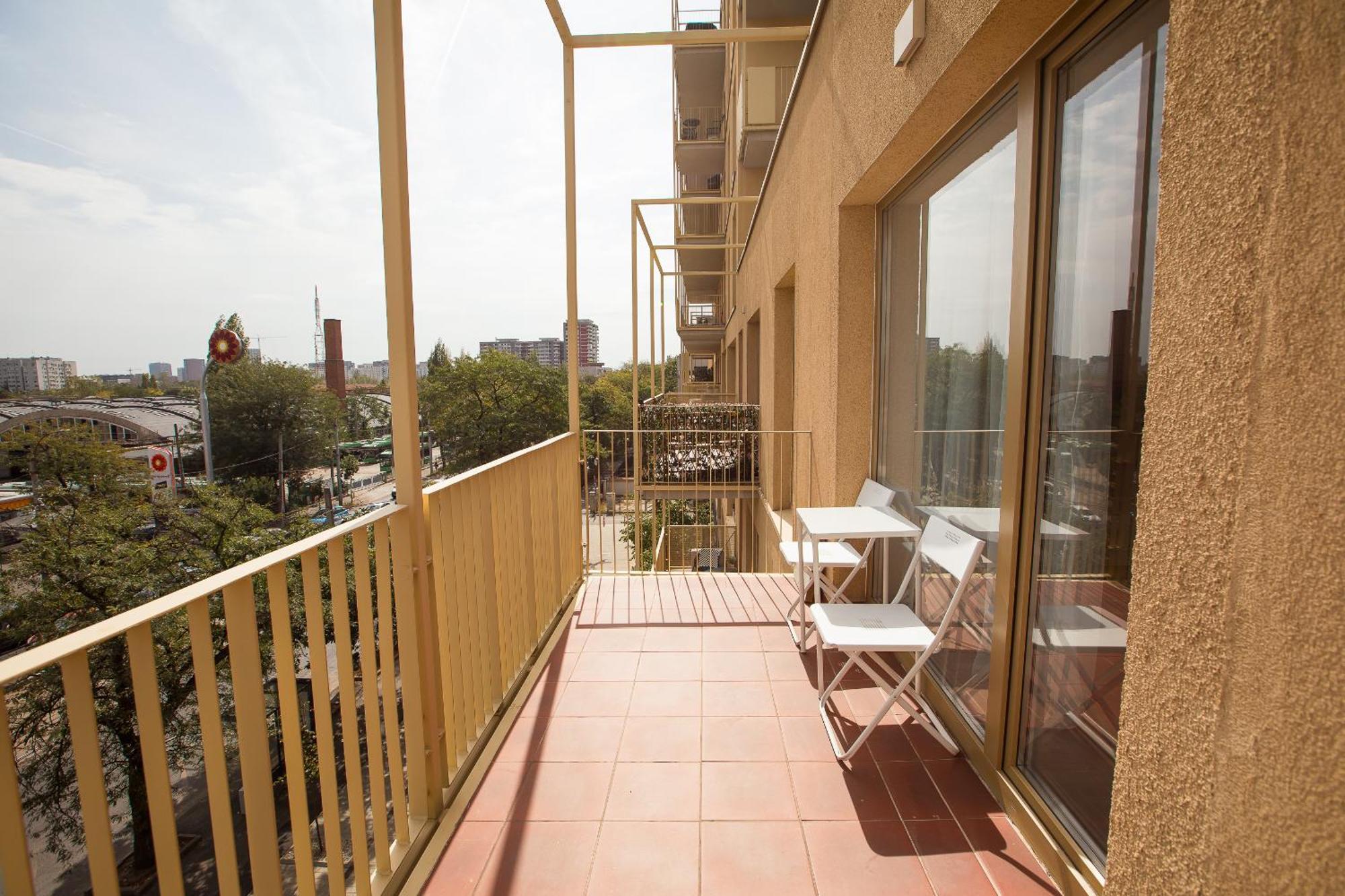 Apartment Marble Heights I 1 Bedroom With Underground Parking