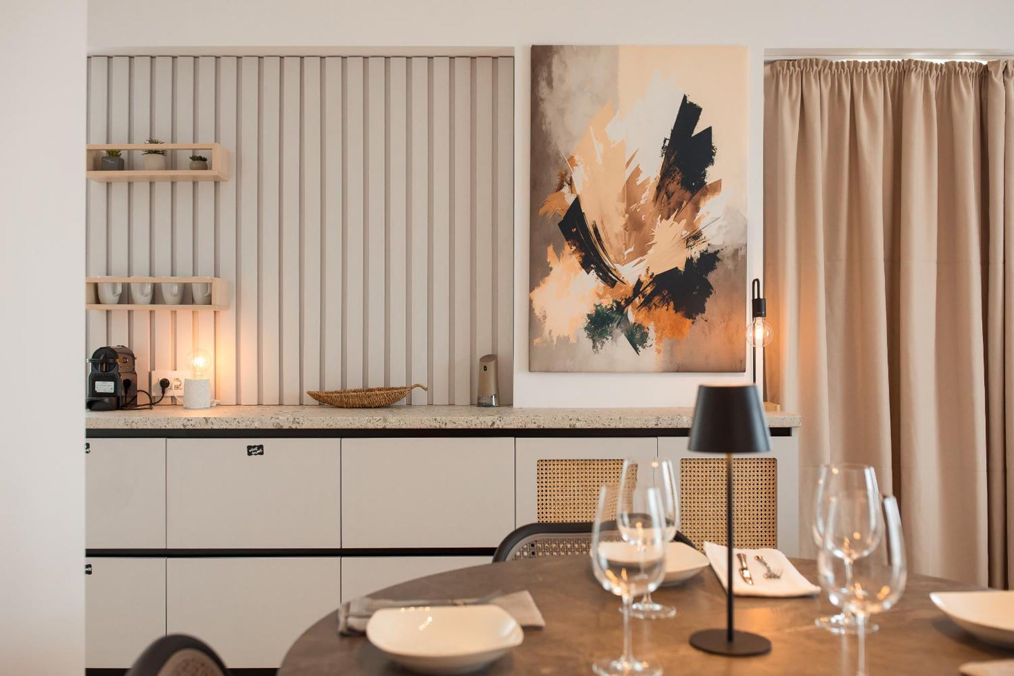 Marble Heights I 1 Bedroom With Underground Parking *